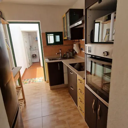 Lukite House Tías