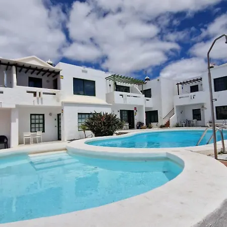 Lukite House Apartment *